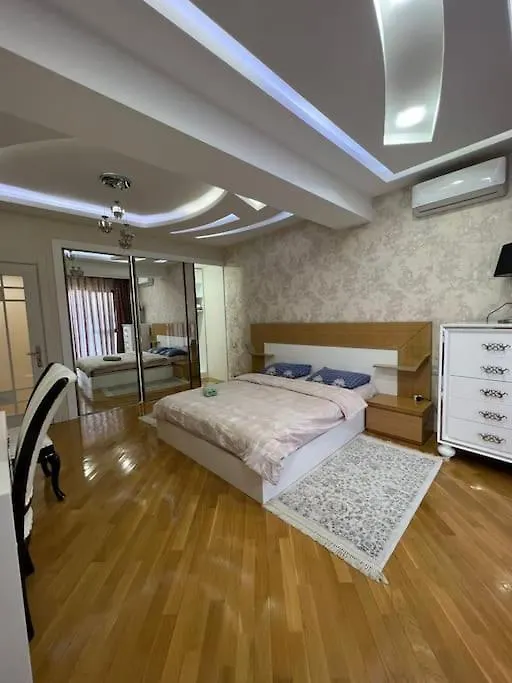 Modern Oasis In Lux Apartment 3Br Elegant Building Baku