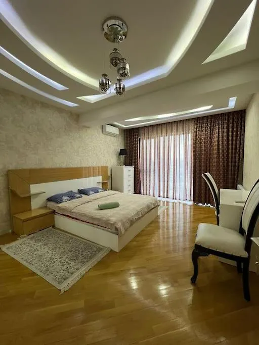 Modern Oasis In Lux Apartment 3Br Elegant Building Baku